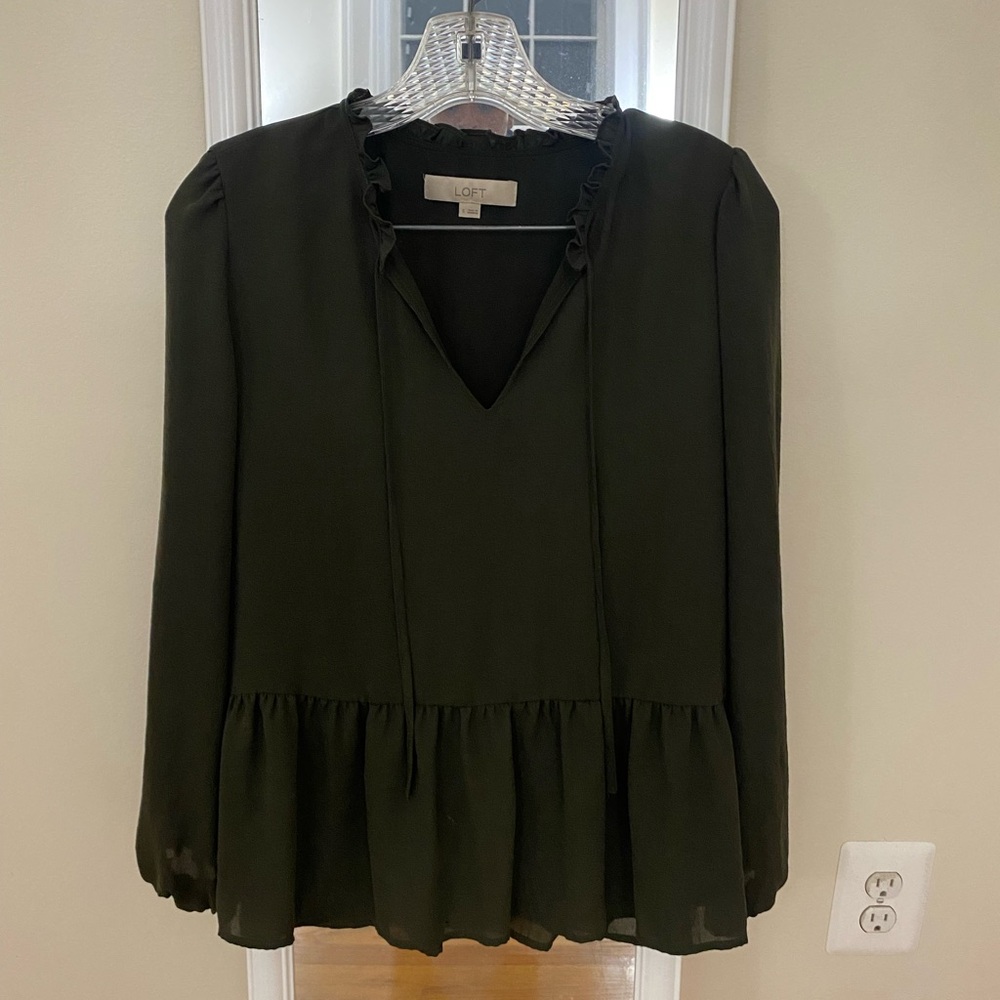 Loft | Size S | Flowy blouse